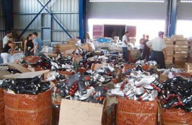 Pantofi Dolce & Gabbana, de 123.000 euro, confiscaţi de vameŞi